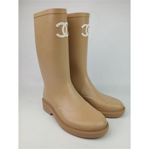 chanel rain boots white